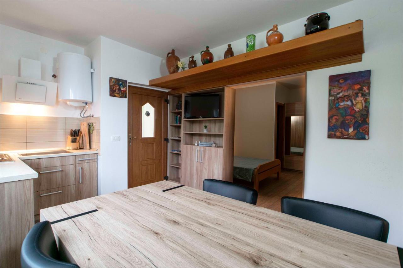 Apartmaji Pri Bosi Nogi イゾラ エクステリア 写真
